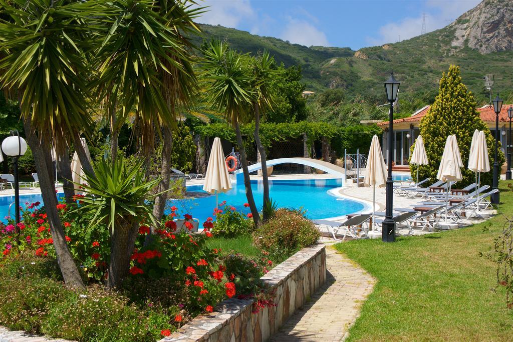 Alkioni Hotel Eleios-Pronnoi Exteriör bild